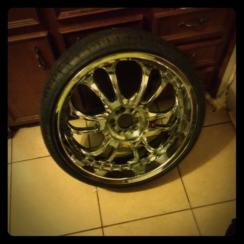22inch 5 lug universal rims low pro tires